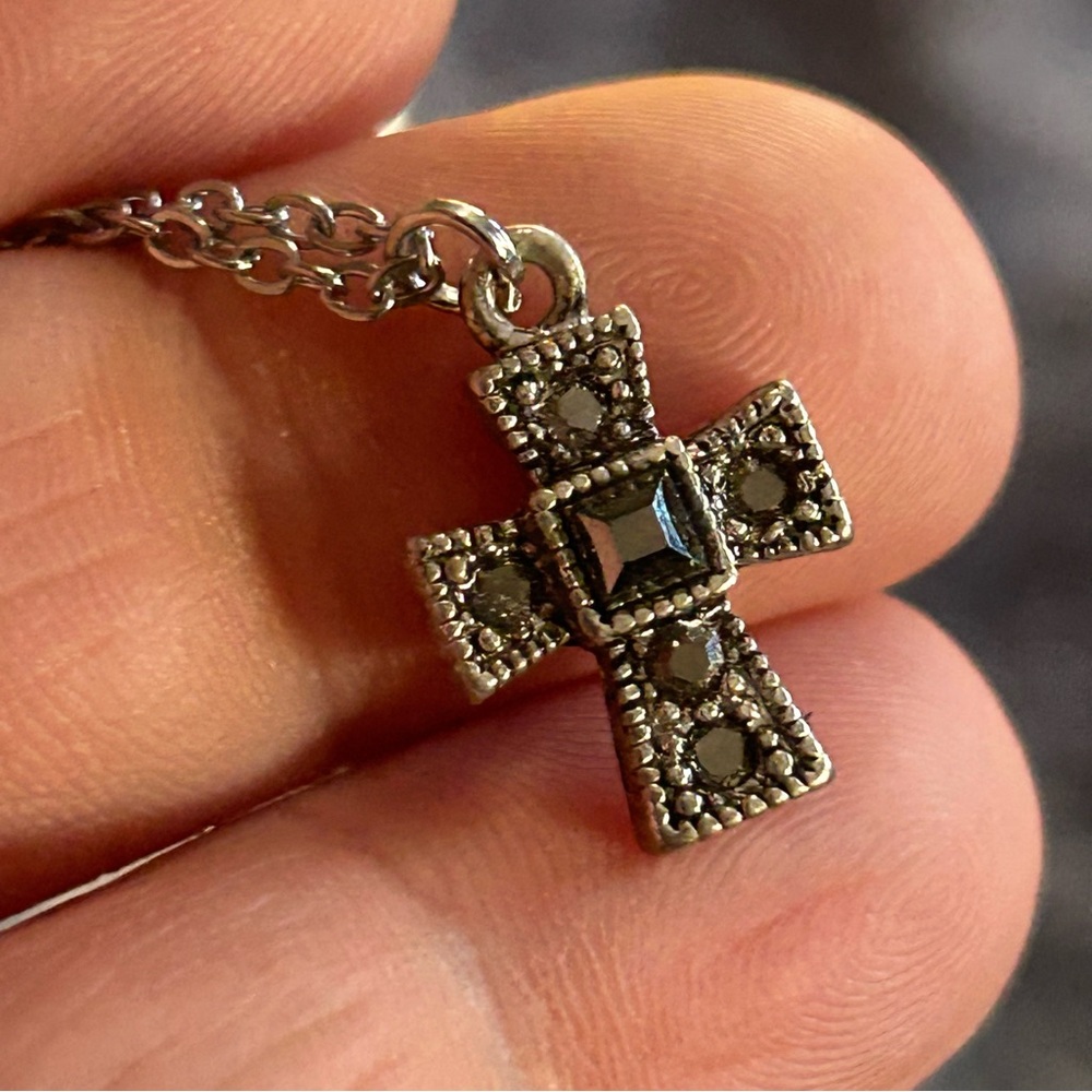 Handcrafted marcasite tone glass stone cross pendant on chain necklace